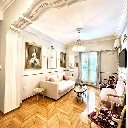 Charming Mini-palace In Colorful Exarhia Area Apartment *